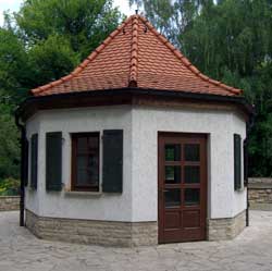 Quellpavilion im Kurpark